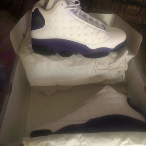 Jordan 13 Retro lakers